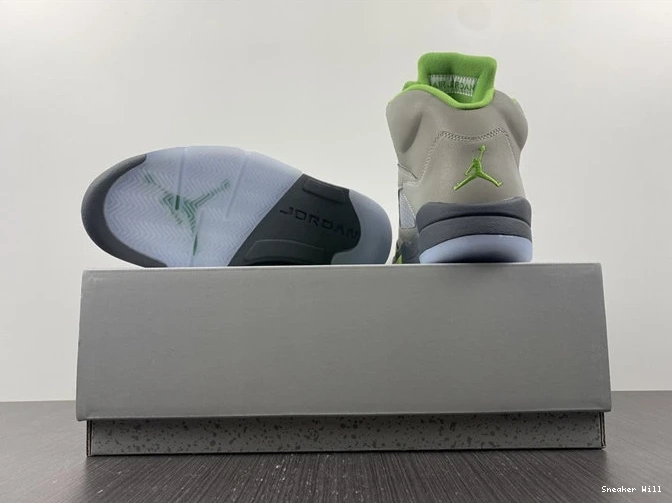 Green Bean 762 950 StreetReady Jordan5 DM9014- 0604